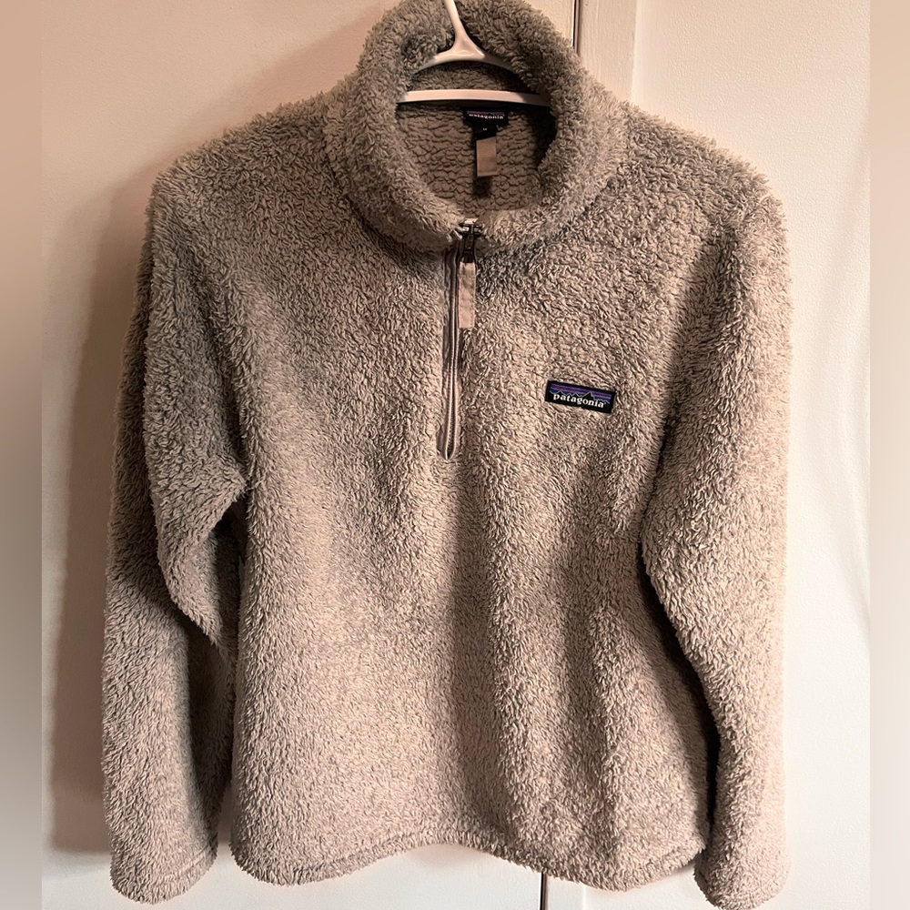 Grey Patagonia fleece!
